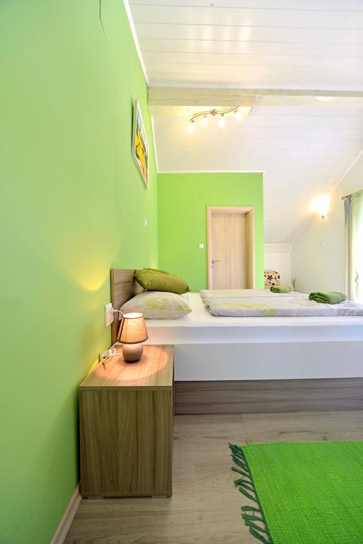 Guest House Rudine Slunj Rum bild